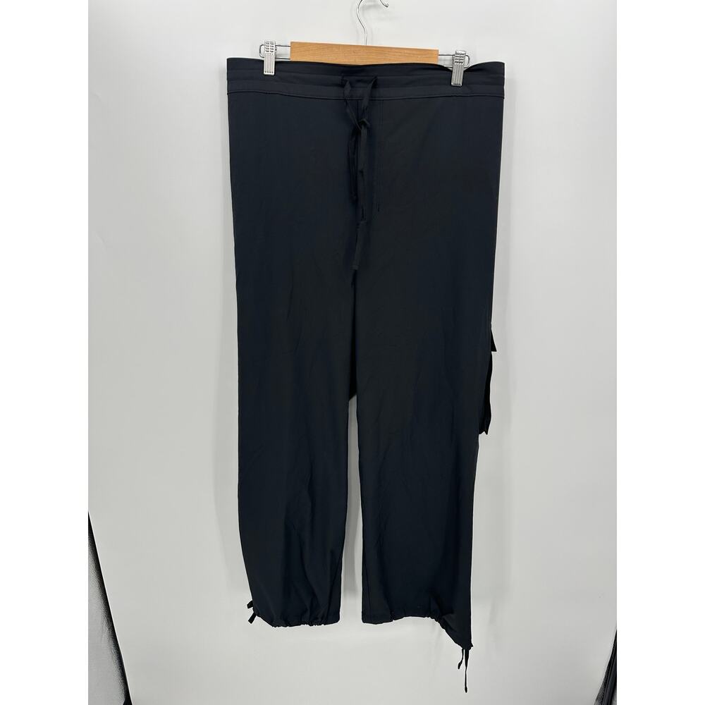 Old Navy Black Jogger Nylon Pants Size 3X NWT Gym Workout Cargo Windbreaker